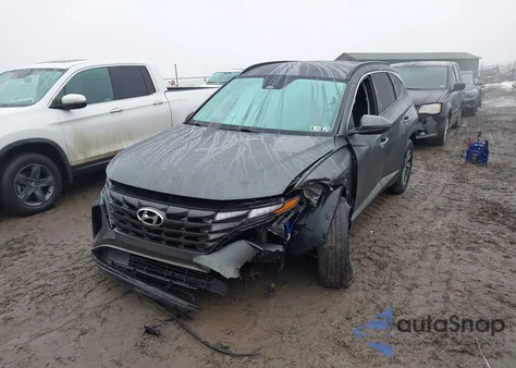 2023 Hyundai Tucson Hybrid Blue z USA, uszkodzony, nr VIN KM8JBCA16PU106149